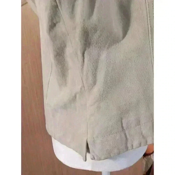 CHICO'S (2 -M) Women's Suede Leather Jacket Cream Color Full Zip Front Poly Crop - Picture 6 of 8